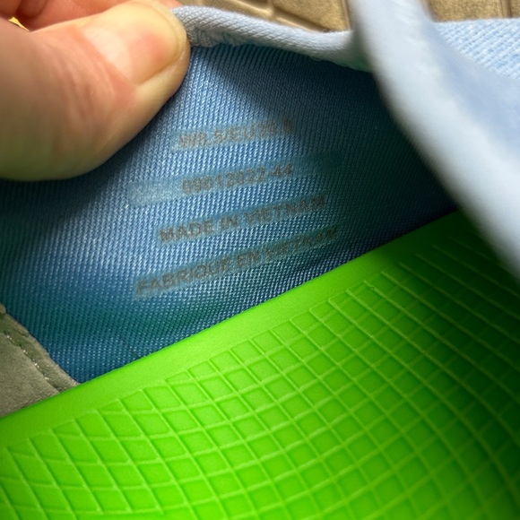 OOFOS - Picture 7 of 7